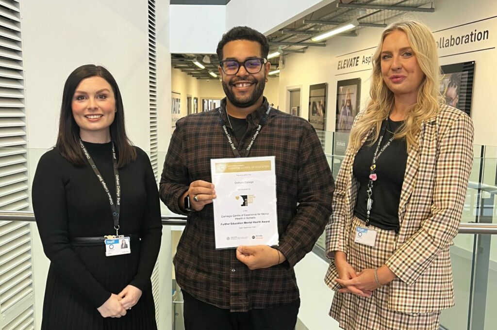 Oldham College receives Mental Health in Education award